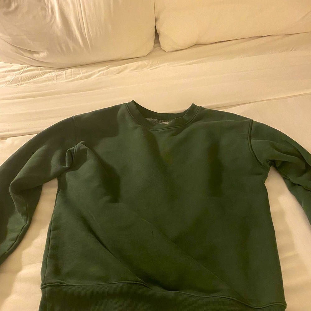 Cozy high waist sweatpants matching sweatshirt beautiful first green color.